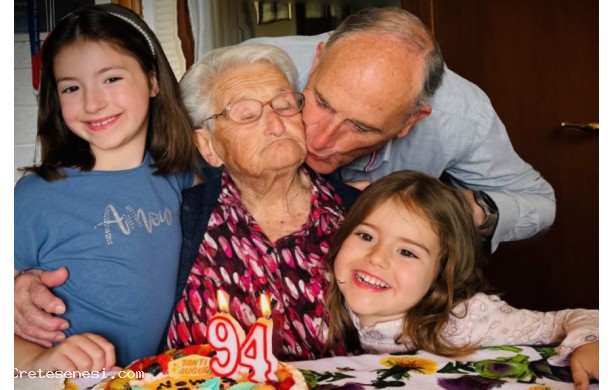 2024, Domenica 19 Maggio - Nonna Bruna festeggia 94 anni, Tanti Auguri