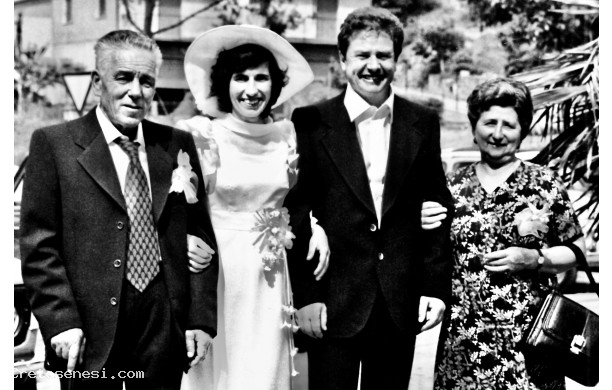 1973, Sabato 9 Giugno - Adriana con i genitori