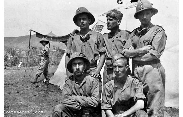 1936, Mercoled 20 Maggio - Soldati della Novantasettesima Brigata in Africa